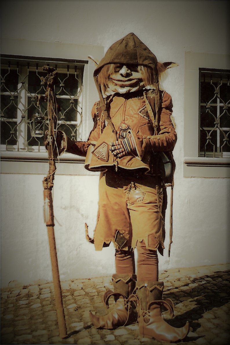 Queen and Konstruct: A Goblin’s&nbsp;Lyfe